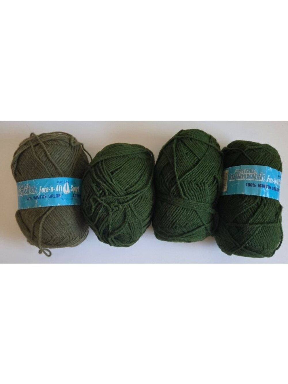 Vtg Brunswick Fore-N-Aft Sport Yarn 4 Skeins Green 100% Acrylic 2 Oz 1970s